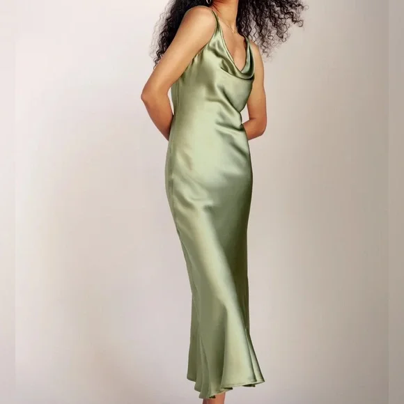 NWT Reformation Bryn Silk Dress - Picture 2 of 9